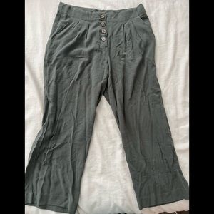 Roolee Cropped dark green linen pants